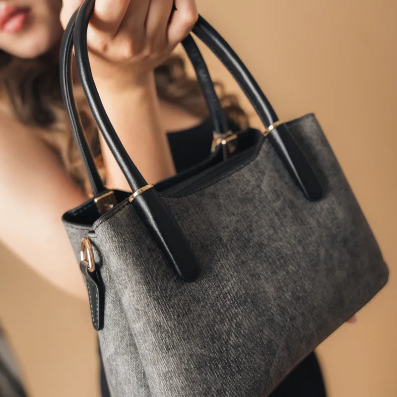 SAC À MAIN LÉVINE MONTECARLO SIGNATURE (REF-626)